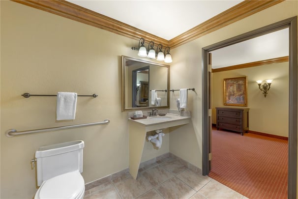 ADA Double Queen Suite - Guest Bath