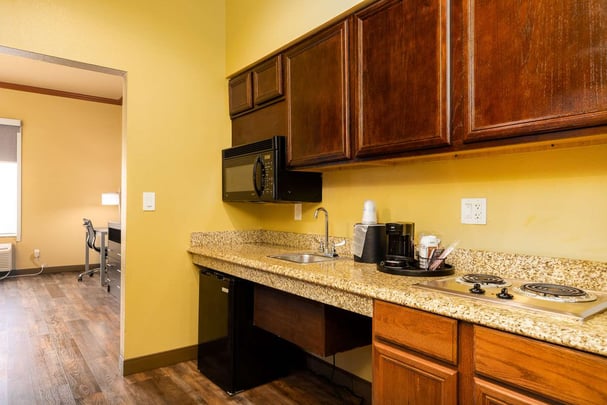 BW Plus Portland Q Full Suite