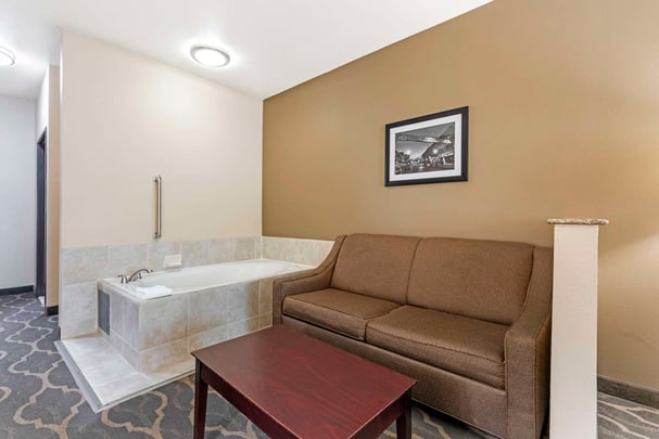 Whirlpool King Suite