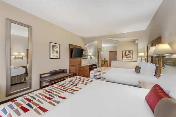 ADA Double Queen Suite