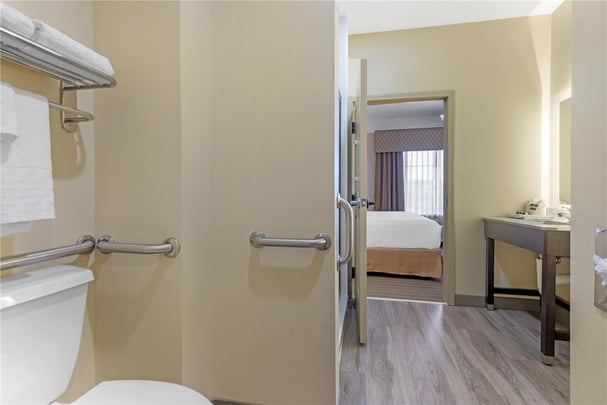 ADA Two Room King Suite - Guest Bath