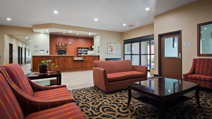 Lobby & Reception Area