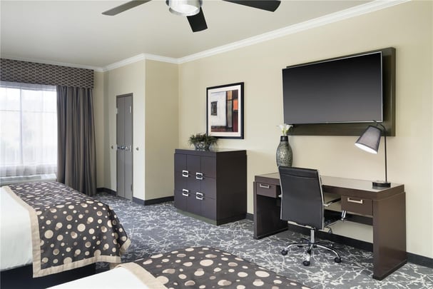 Oversized Double Queen