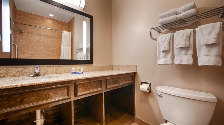 Guest Bathroom
