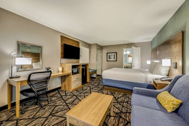 Accessible King Suite