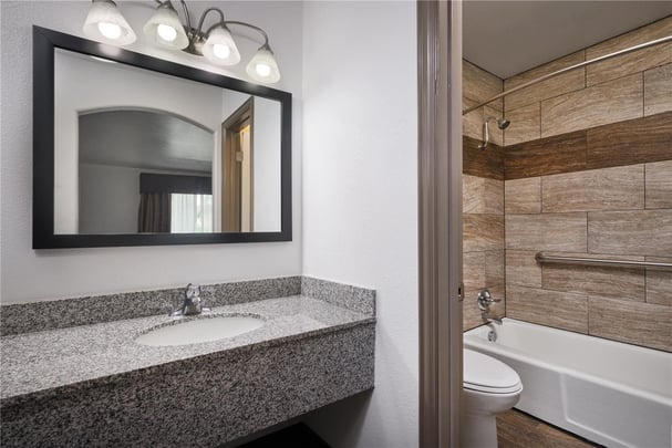 Guest Room Bathroom
