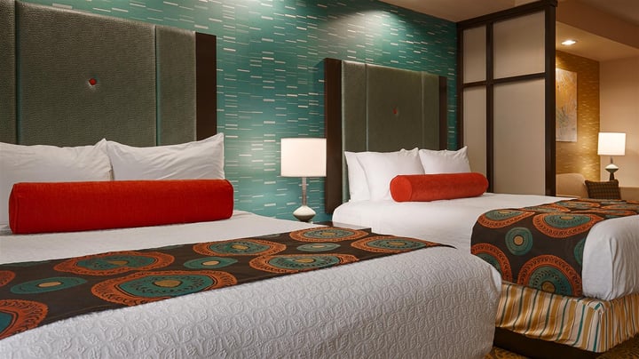 ADA Double Queen Suite