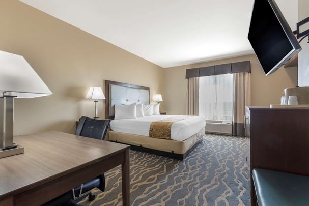 King Kitchenette Suite