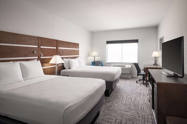 Double Queen - Shower