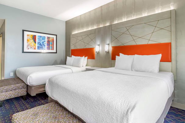 Large Two Queen Room