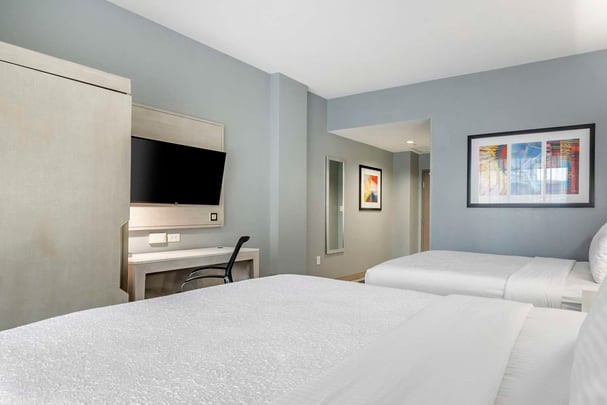 Large Two Queen Room