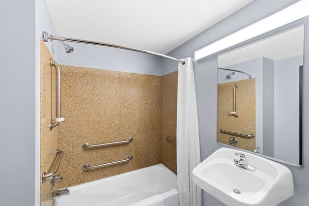 ADA King - Guest Bathroom