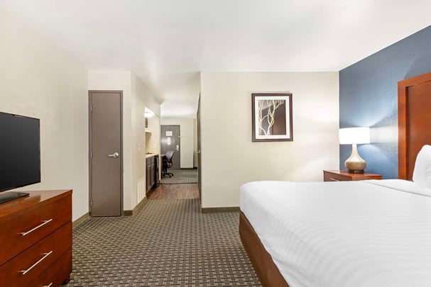 King Kitchenette Suite