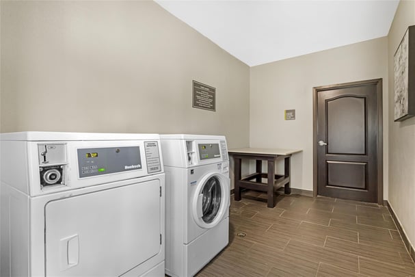 BW BayCity TX Laundry