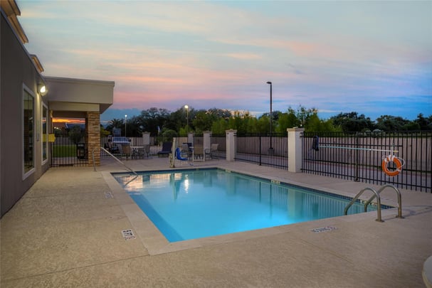 BW BayCity TX Twilight