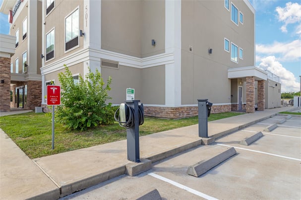 BW BayCity TX EVCharger