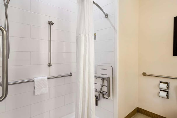 ADA Double Queen - Walk-In Shower