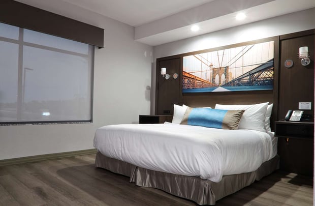 Mobility Accessible Suite - Room 227