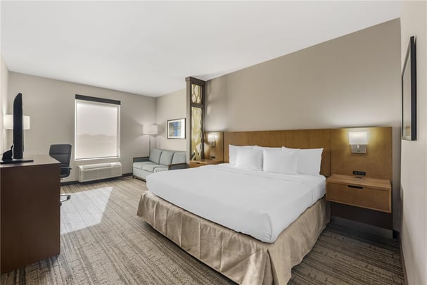 BW La Vernia TX KS ADA