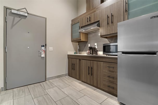 ADA Double Queen w/ Kitchenette