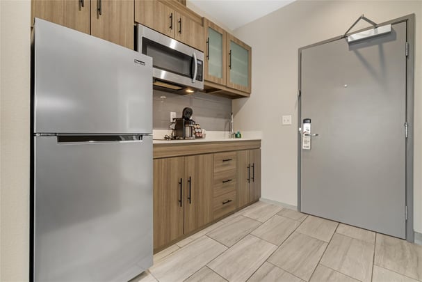 King Bay View - Kitchenette