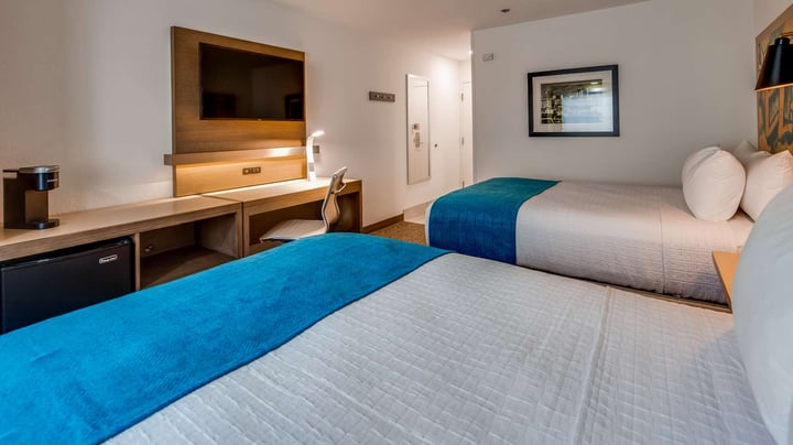 Double Queen Guest Room