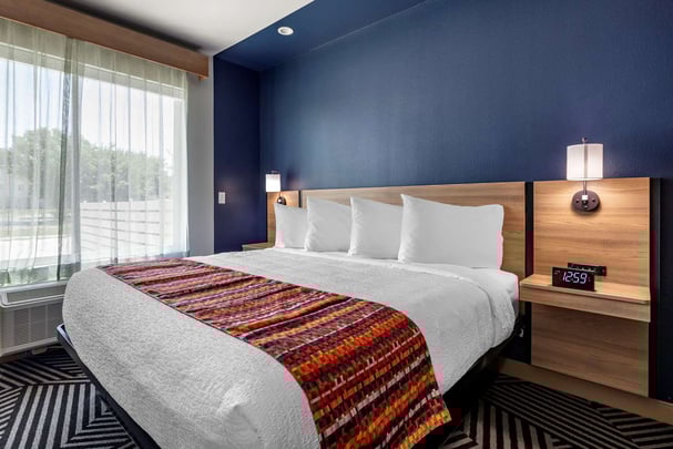 Accessible King Suite