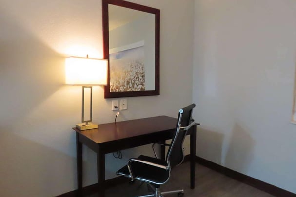 King Guestroom Amenity