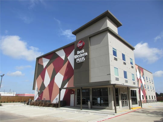 Best Western Plus Pearland/Houston Medical Center Hotel Exterior