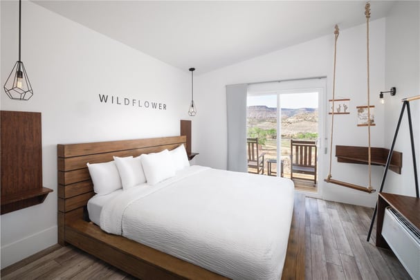 King Bungalow with Sofa Bed