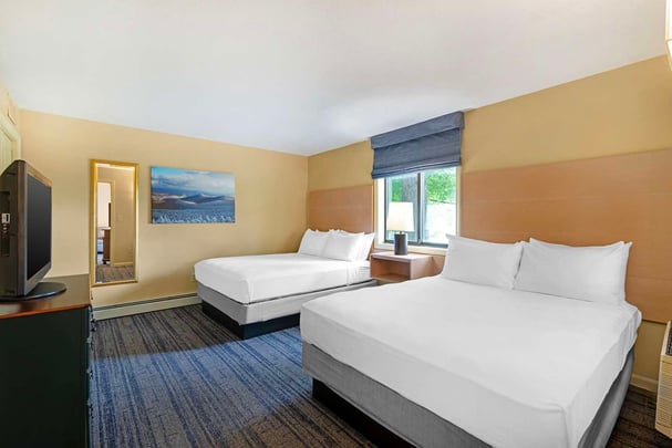 Accessible 2 Queen Suite