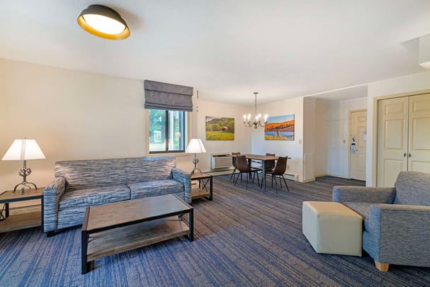 Accessible 2 Queen Suite