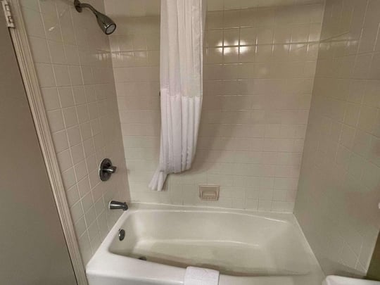 Guest Room Bath