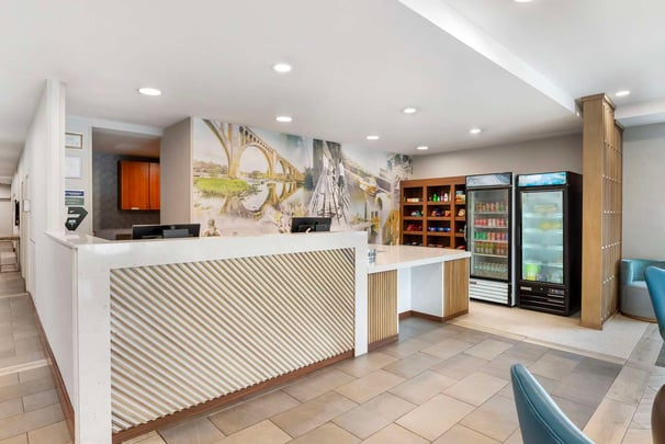 Front Desk/Reception