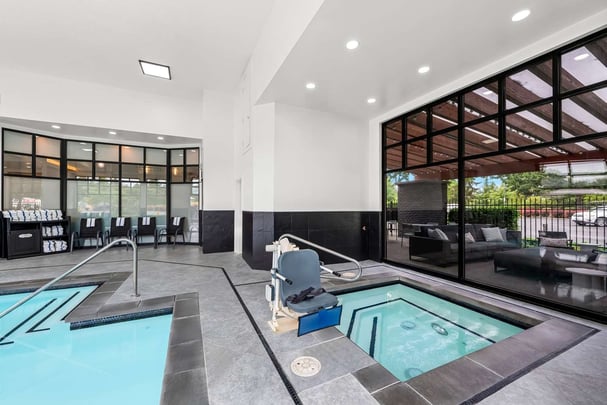 Indoor Pool / Hot Tub