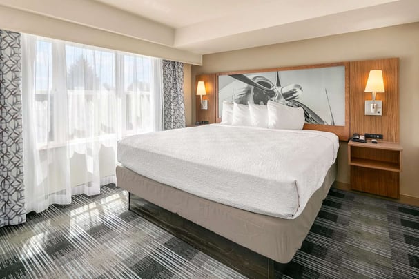 Kitchen Suite Bedroom