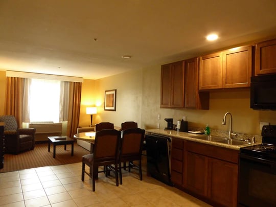 King Spa Suite with Kitchen