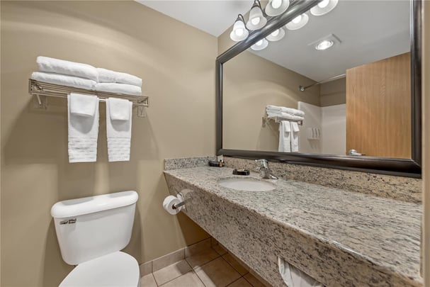 King Spa Suite with Kitchen - Bathroom