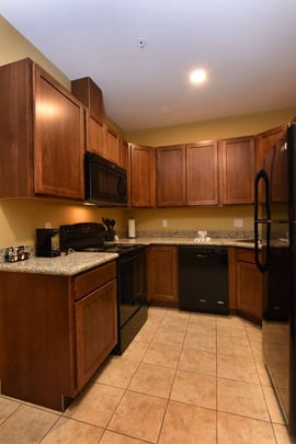 Double Queen Suite - Kitchen