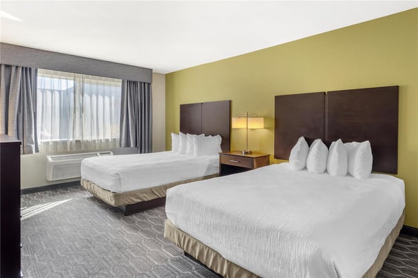 ADA Double Queen (Bathtub)