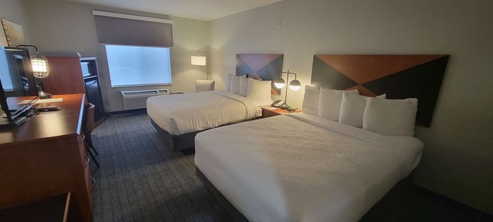 Double Queen Guest Room