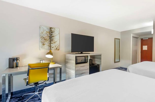 King Separate bedroom