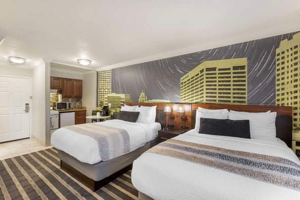 2 Double Kitchenette