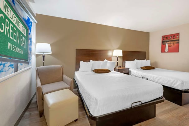 Double Queen & Double Bed