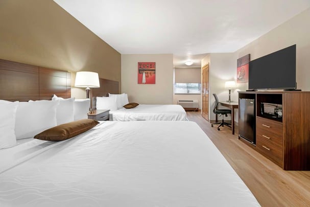 Double Queen & Double Bed