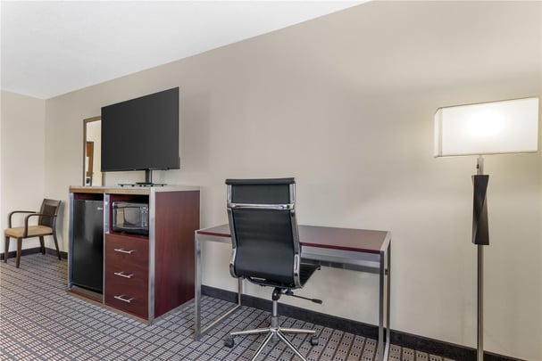 Double Queen Guest Room