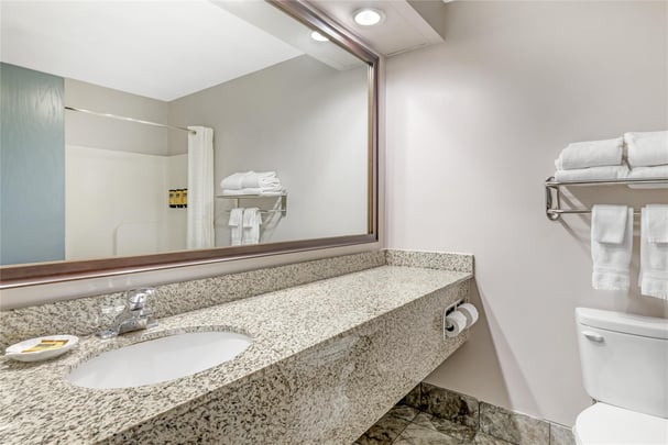 BW Eau Claire WI SNKTWO