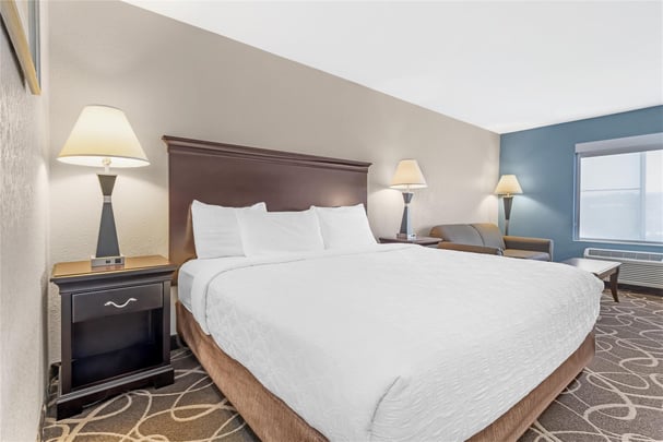 BW Eau Claire WI SNKTWO