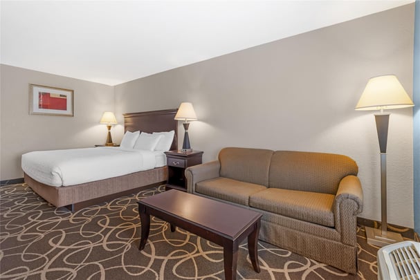 BW Eau Claire WI SNKTWO