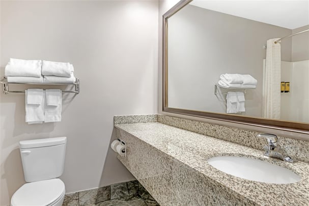 BW Eau Claire WI NQQTWO